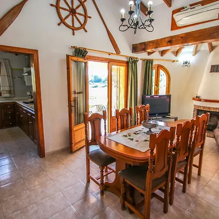 Villa Desig - With Private Swimming Pool In